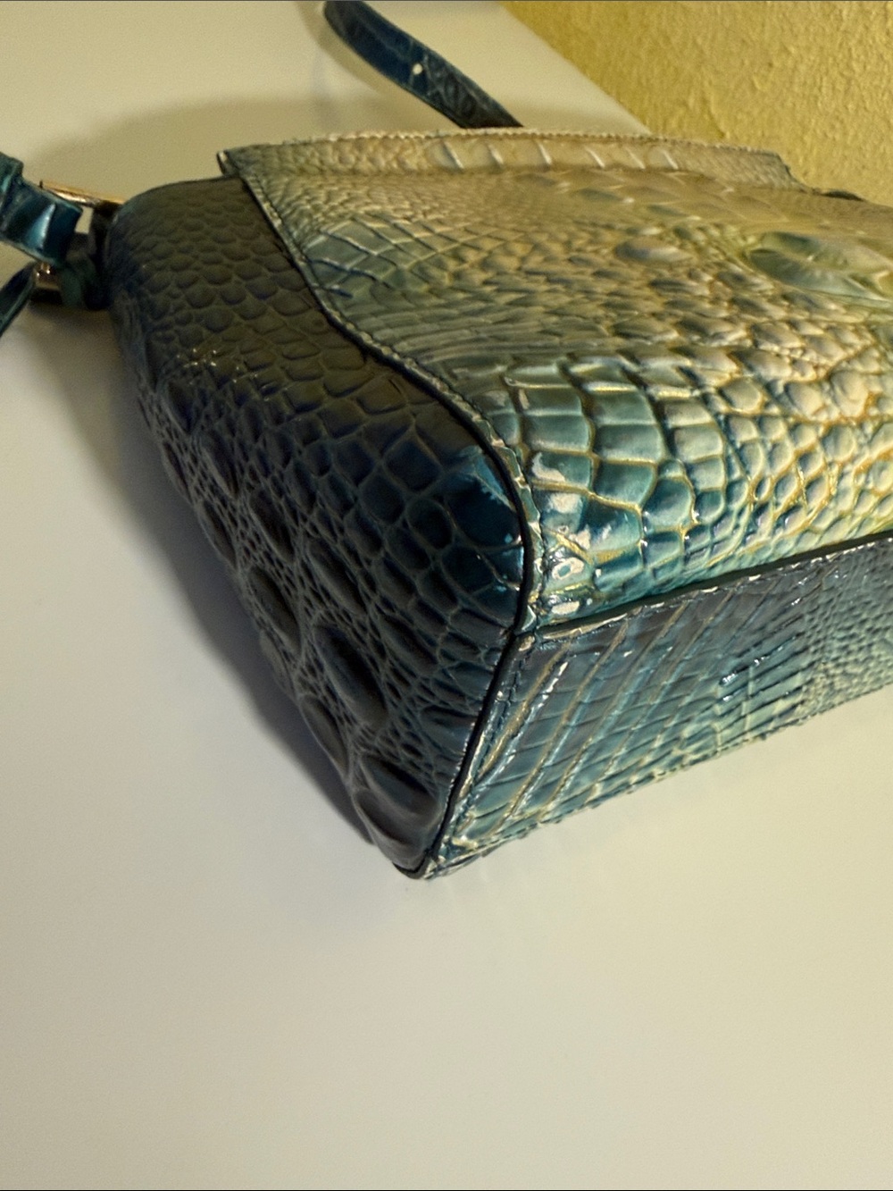 Brahmin Teal Green Croc-Embossed Crossbody Bag - Picture 5 of 16
